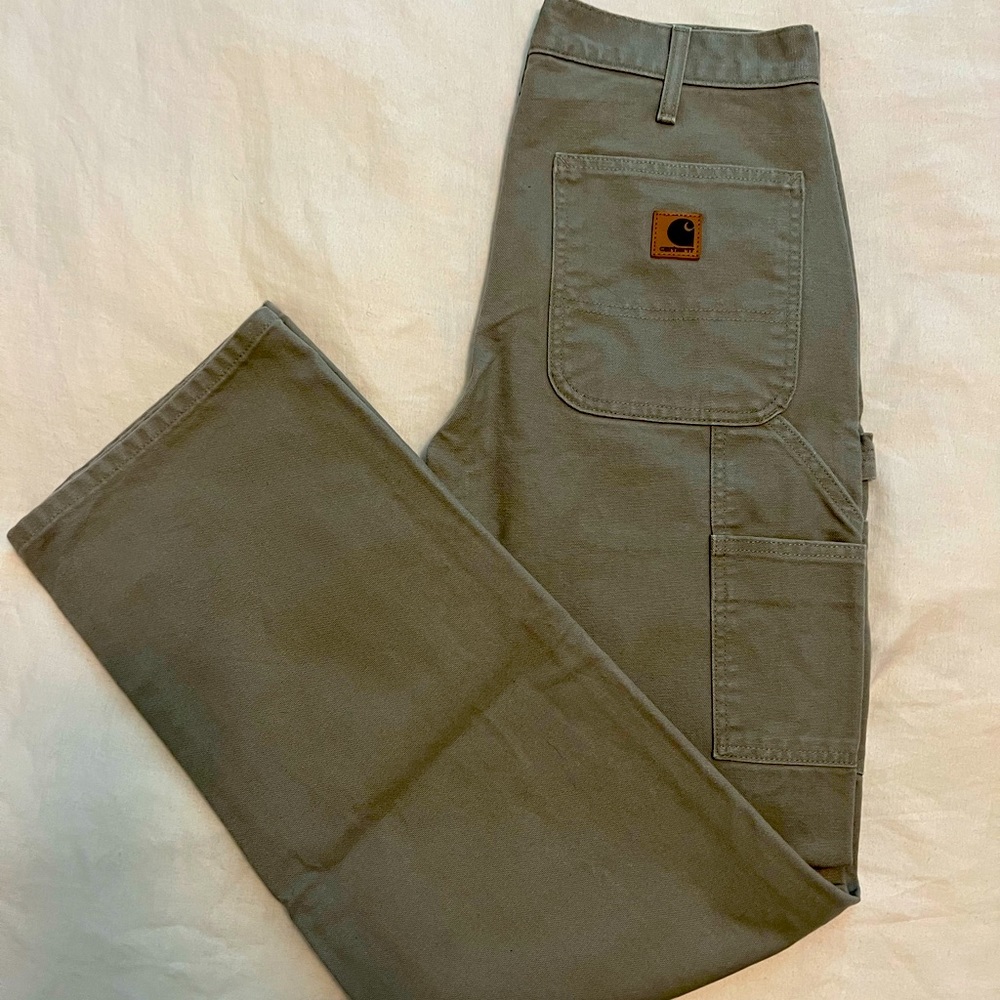 Carhartt Cargo Pants. 100% cotton, original dungaree fit.